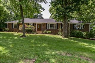 609 Woodett Dr, Nashville, TN 37211-5908