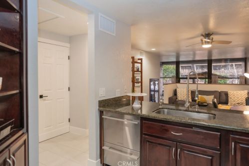 7119 Marina Pacifica Dr, Long Beach, CA 90803-3807
