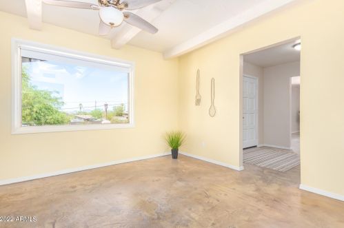 4101 Fawn Dr, Phoenix, AZ 85042-7334