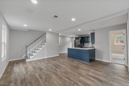 23 Kent Rd, Paterson NJ 07502-1406 exterior