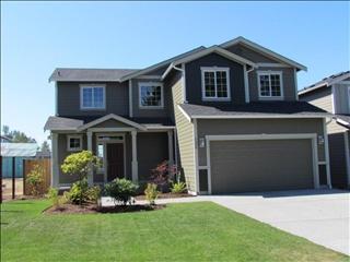 9228 157th St, Puyallup, WA 98375-6785