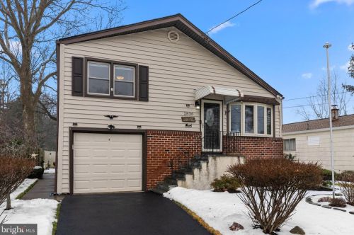 2836 Carnation Ave, Willow Grove, PA 19090-3962