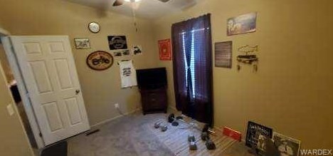 1643 Vly Dr, Mohave Valley AZ  86440-8583 exterior