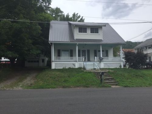 160 Franklin St, Laceyville, PA 18623-6650