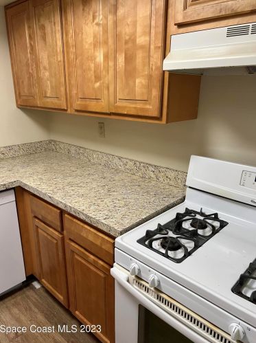 4737 Sisson Rd, Titusville FL  32780-7224 exterior
