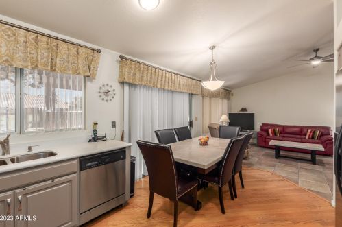 11924 67 Dr, Peoria AZ 85383-7104 exterior