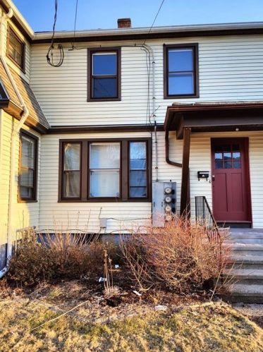 150 Cooper Hill St, Manchester, CT 06040-5705