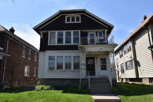 1637 Layton Blvd, Milwaukee, WI 53215-1948