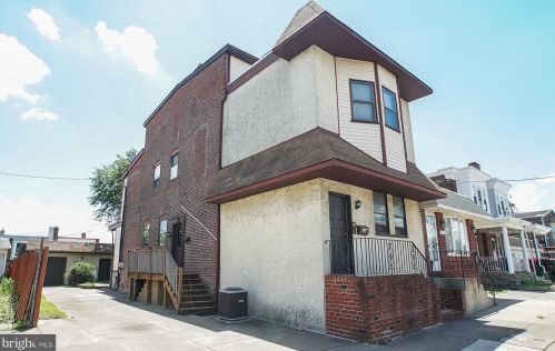 6117 Ditman St, Philadelphia, PA 19135-3609