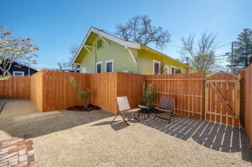 519 15th St, Lake Nacimiento CA  93446-2136 exterior