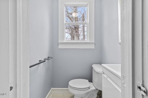 921 Graham St, Burlington NC  27217-6062 exterior