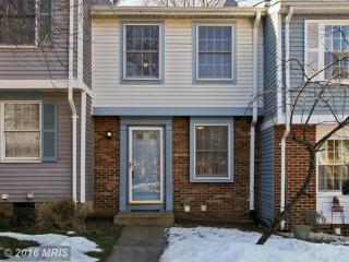1605 Harvest Green Ct, Herndon, VA 20194-1504