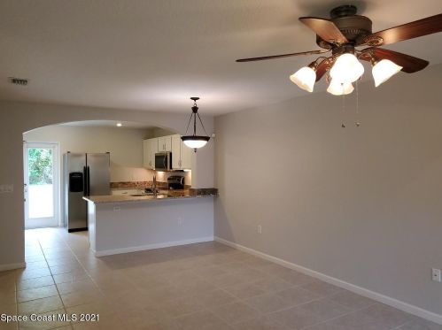 625 Margie Dr, Titusville FL  32780-1905 exterior