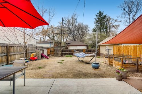 1555 Jackson St, Denver CO 80206-1921 exterior