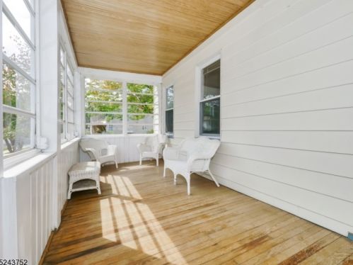 170 Lehigh Ave, Cranford, NJ 07016-3041
