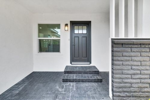 810 E St, Ontario CA  91762-3004 exterior