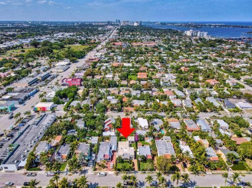 347 Plymouth Rd, West Palm Beach, FL 33405-3219