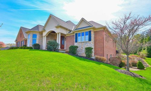 939 Squire Oaks Dr, Covington, KY 41017-1372