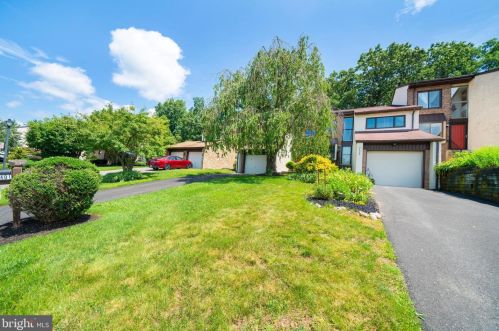 2402 Honey Run Rd, Prospectville, PA 19002-3736