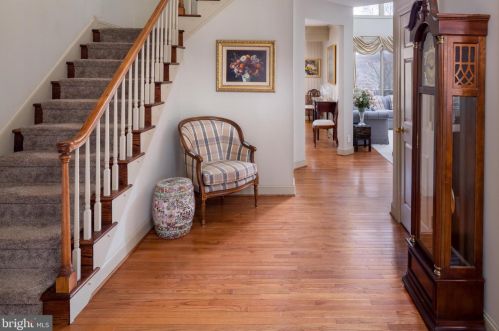 1160 Grandview Ter, Wayne, PA 19087-4650