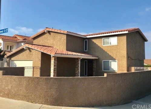 2401 Steed Ct, Lomita, CA 90717-2322