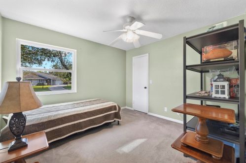 12151 Old Country Rd, West Palm Beach FL  33414-4816 exterior