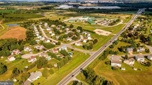 101 Stoneridge Pl, Bear DE  19701-1952 exterior