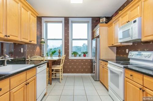 280 Main St, West Paterson NJ  07424-1236 exterior