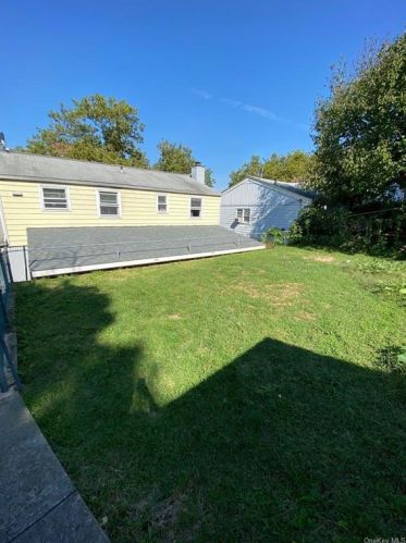 519 Locust St, Mount Vernon, NY 10552-2606