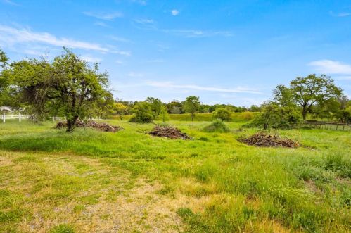 4305 Oak View Dr, Pilot Hill CA  95664-9611 exterior