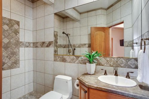1829 Torrance St, San Diego CA  92103-2718 exterior