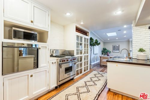 1125 Old Topanga Canyon Rd, Topanga CA  90290-3825 exterior