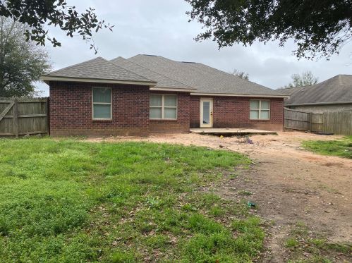 5479 Tucker Cir, Milton, FL 32571-1396