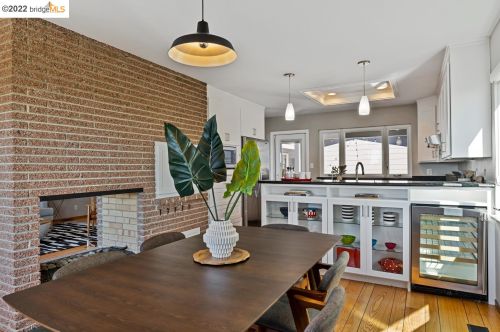 210 Amherst Ave, Berkeley CA 94708-1001 exterior