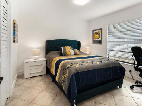 46 Thorncrest Ln, Naples FL  34113-8335 exterior
