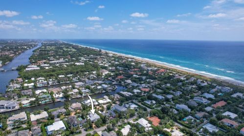 1109 Seaspray Ave, Delray Beach FL  33483-7139 exterior