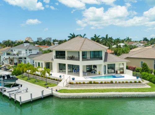 490 Driftwood Ct, Marco Island, FL 34145-4528