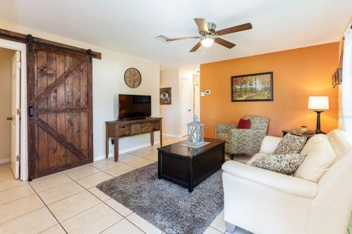 410 Brittany Cir, Casselberry, FL 32707-4506