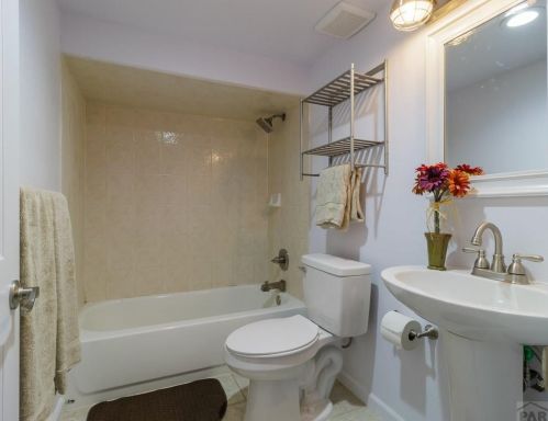 921 Cayuga Dr, Pueblo CO 81007-3130 exterior