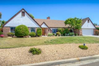 10737 Meadow Glen Way, Escondido, CA 92026-6925