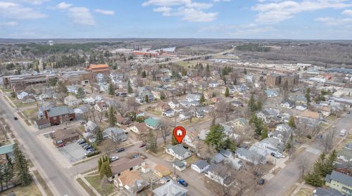 136 9th St, Scanlon MN  55720-1815 exterior