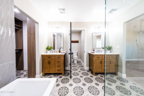 3626 Wescott Dr, Glendale AZ  85308-2332 exterior