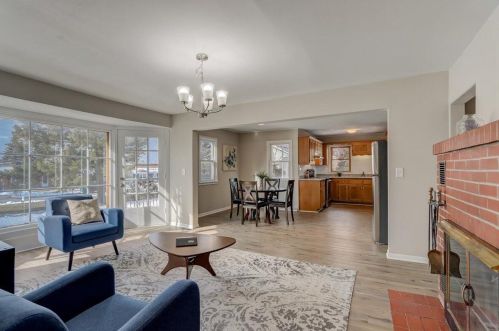 1522 Wolf Ct, Waukesha, WI 53186-1662
