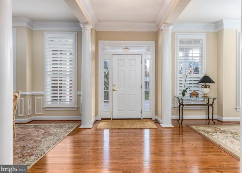 18345 Mid Ocean Pl, Leesburg VA 20176-7451 exterior