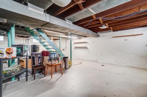 836 Snowhill Blvd, Springfield OH exterior