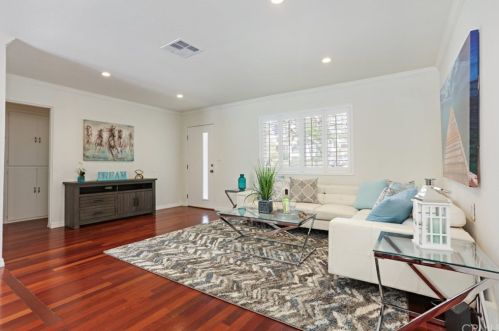 1627 Catalina Blvd, San Diego CA  92107-3720 exterior