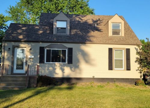 7119 Montana Ave, Hammond, IN 46323-2857