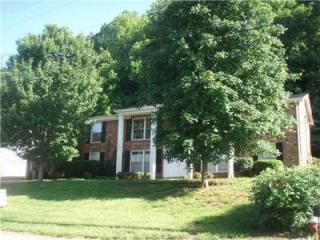 859 Highland Crest Dr, Nashville, TN 37205-4618