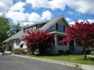 981 Crawford Ave, Wenatchee WA  98801-3343 exterior