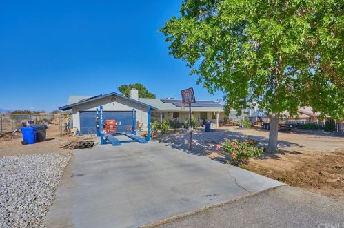 16800 Odell Ave, Victorville, CA 92394-1041
